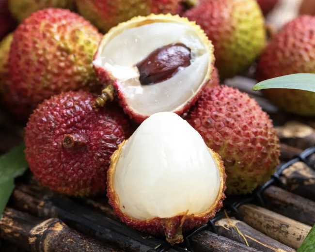 Fresh Lychees 500g | 新鲜 荔枝 500g